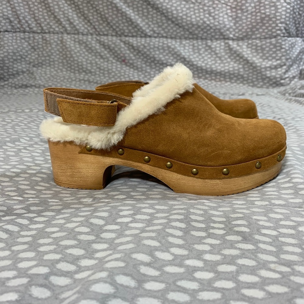 Caramel Wooden Clog Boot Slides W/Gold Application - image 3